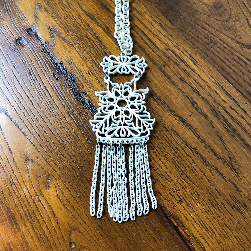 Vintage Off-White Necklace